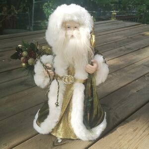 Old World Santa Claus Father Gold, White/Green Robe 14" Holiday Figurine‌‌‌‌‌‌‌‌
